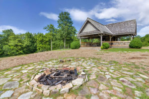 9 Lake Toxaway Estates